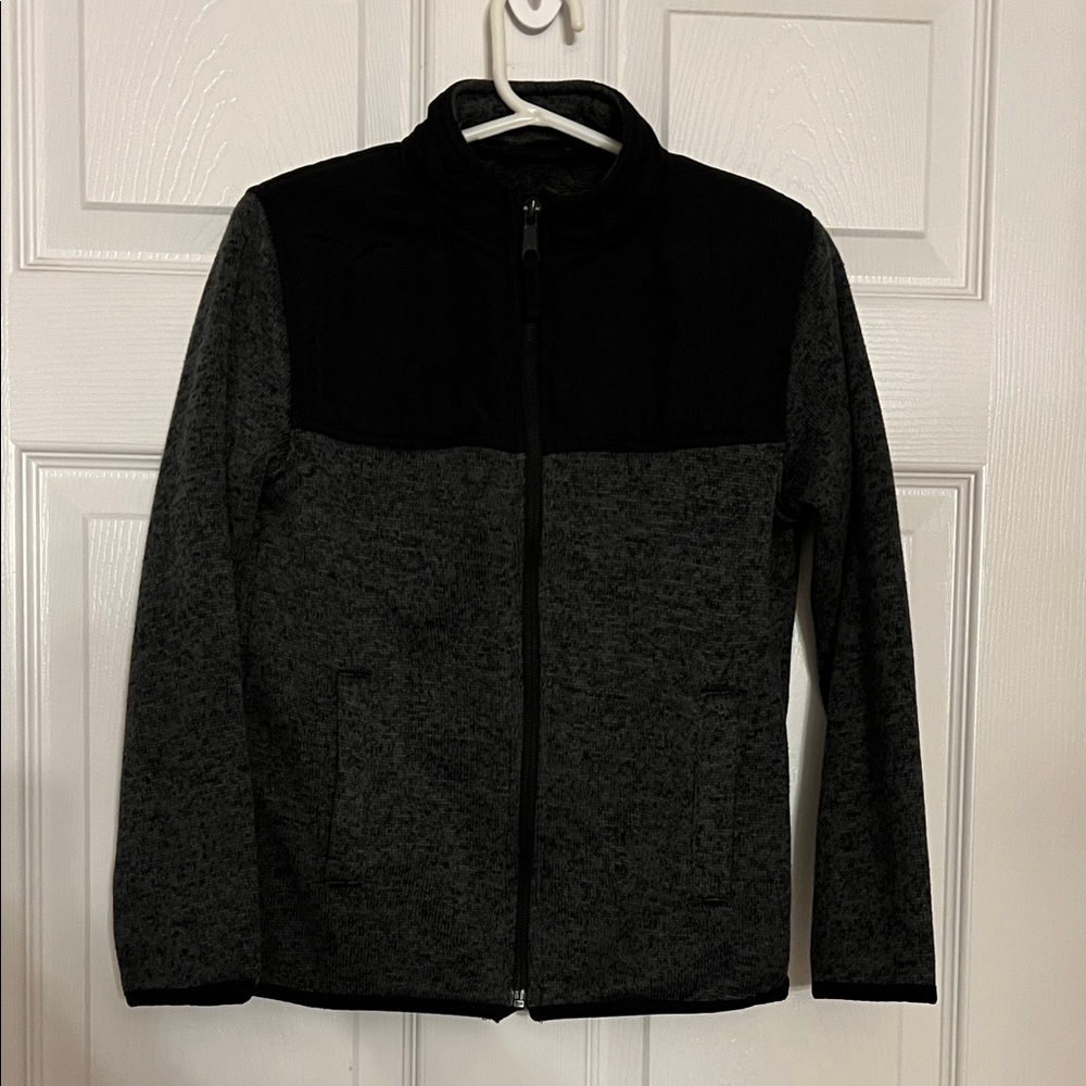 Children's Place Boys Black and Gray Zip-Up Jacket Size 7/8